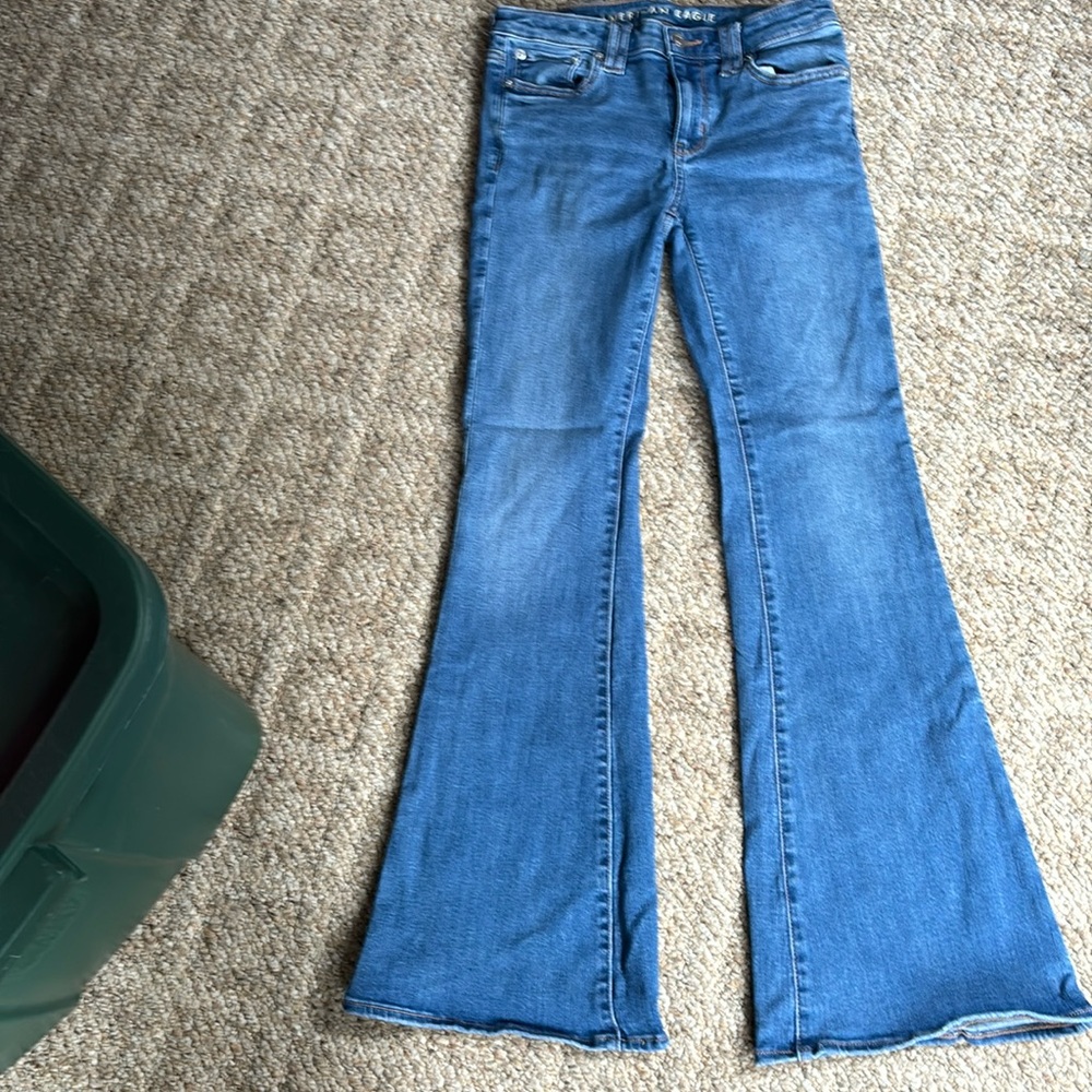 American Eagle women’s size US2 flare jeans